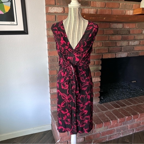 Norma Kamali Red Floral Sleeveless Wrap Dress Sz M - Picture 1 of 8